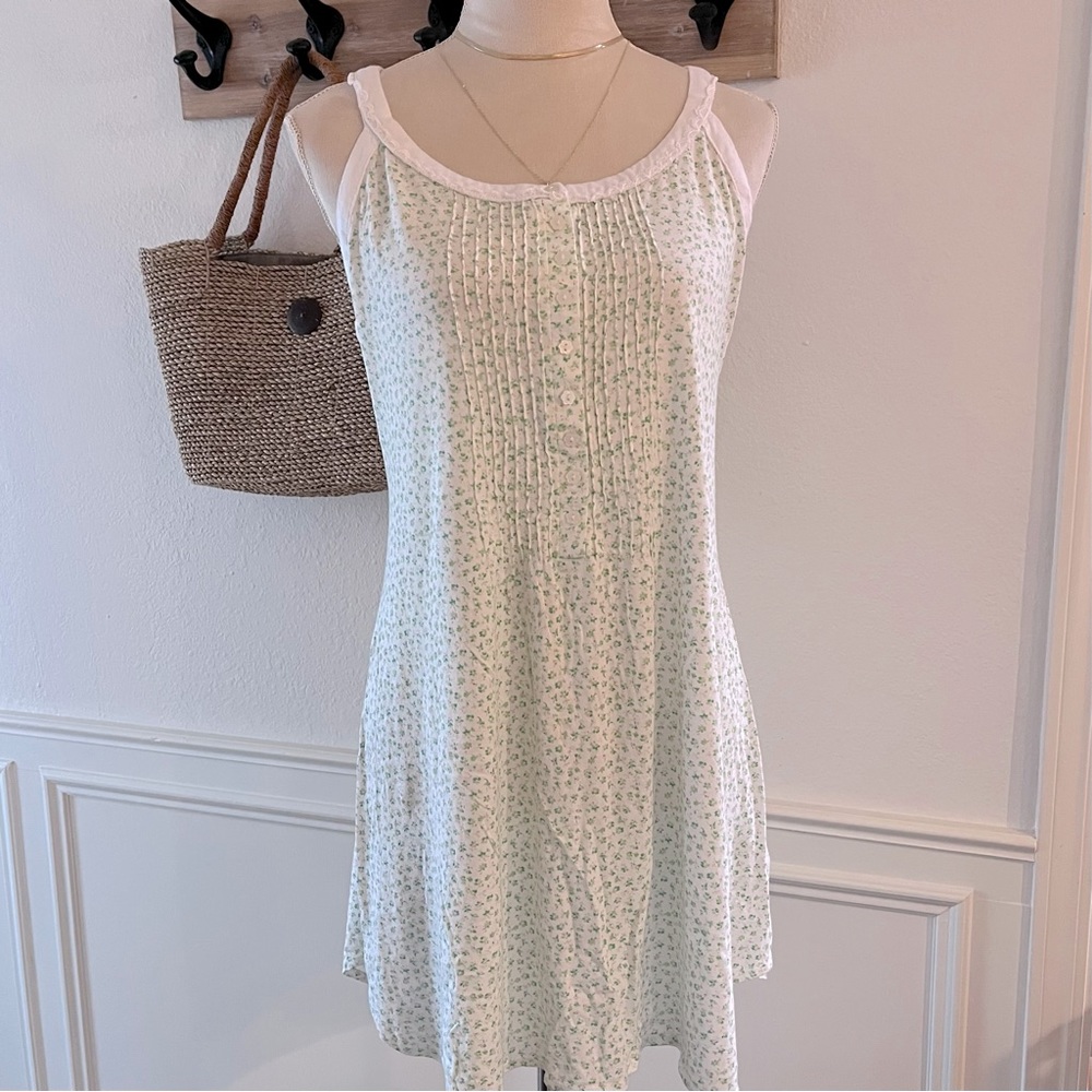 Eileen West Green Floral Nightgown Chemise Medium